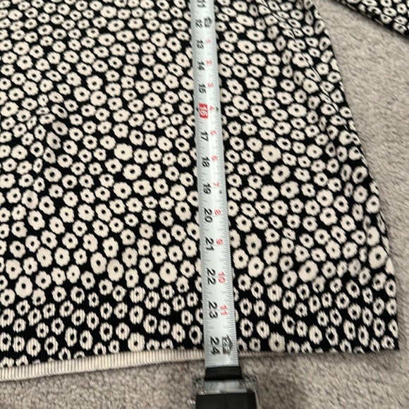 3/$25 Talbots Round neck sweater. - Picture 5 of 8